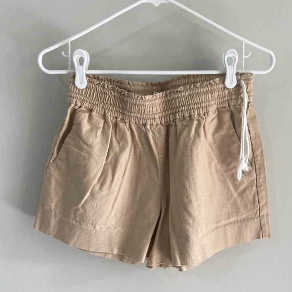 J. Crew Tan Women's Shorts - Picture 1 of 15
